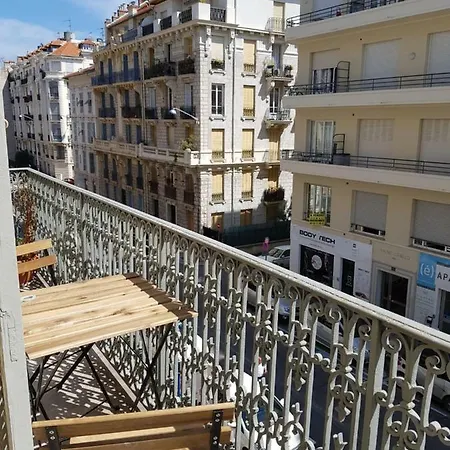 Cosy Rossini Large Balcony Appartement *