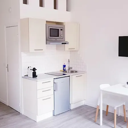 Cosy Rossini Large Balcony Ac Apartment Nizza